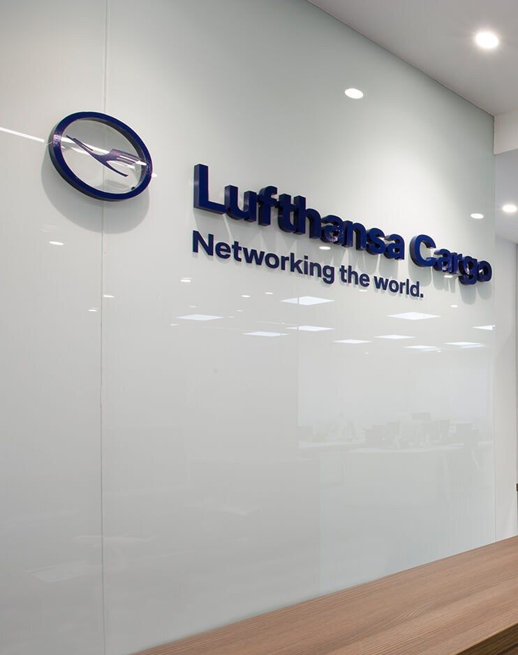 Lufthansa Listing image 742x968